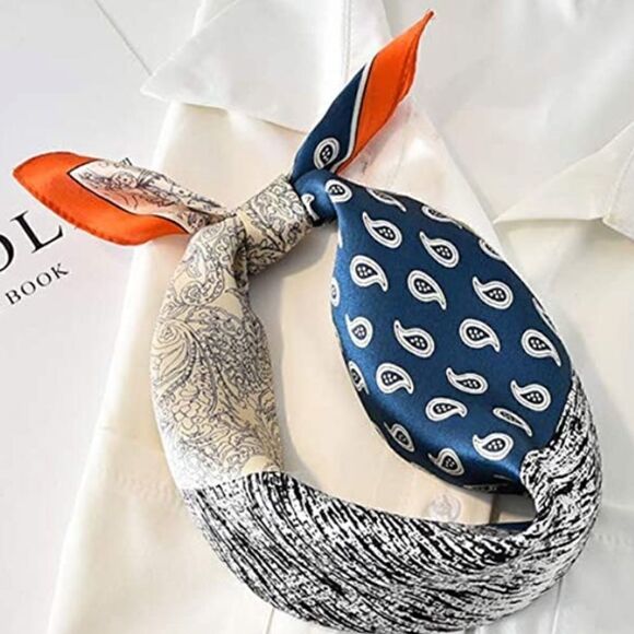 Paisley Pattern Mulberry Silk Neck Scarf